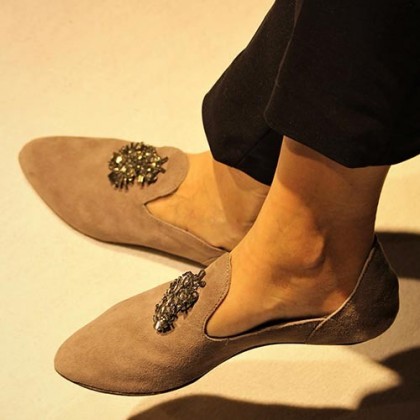 Chaussures en cuir avec broche bijou, fait main - Casa Nomade