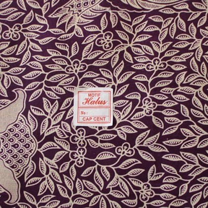 Sarong traditionnel batik ramage violet en coton - Casa Nomade