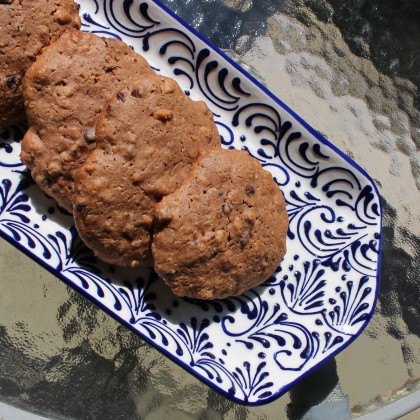 Plat à cake bleu en céramique fait main