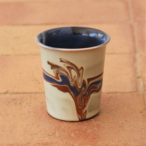 Verre en céramique beige fait main Verre en céramique beige fait main