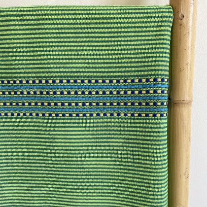 Fouta verte tissée