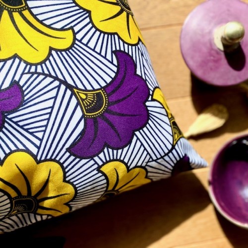 Housse de coussin fleur de mariage lys en wax Housse de coussin fleur de mariage lys en wax
