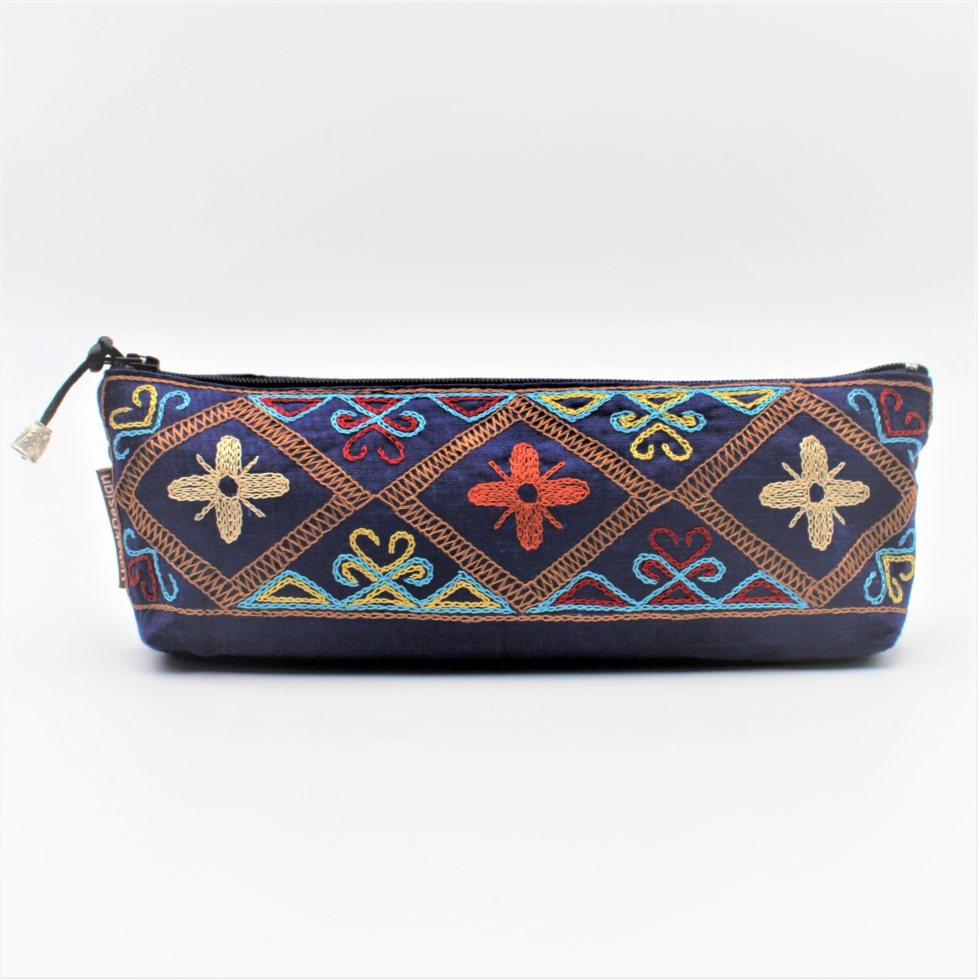Trousse à Bijoux Fantaisie En Satin - Couleurs Rouge, Bleu Ou Violet - Broderies Multicolores - Neuf
