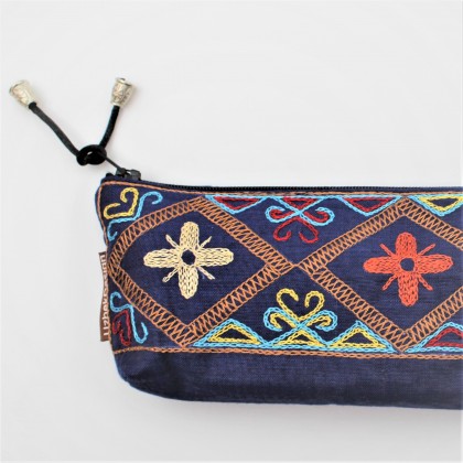 Trousse en coton brodée violette - Casa Nomade