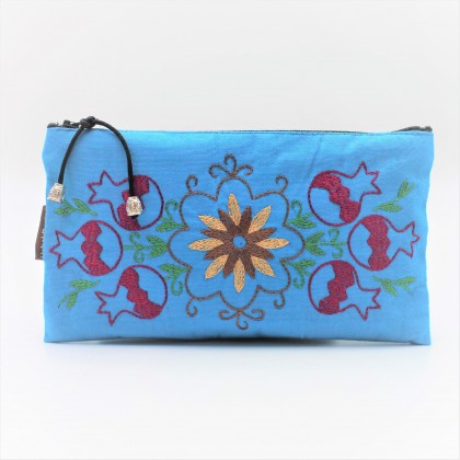 Pochette en coton brodée bleue - Casa Nomade