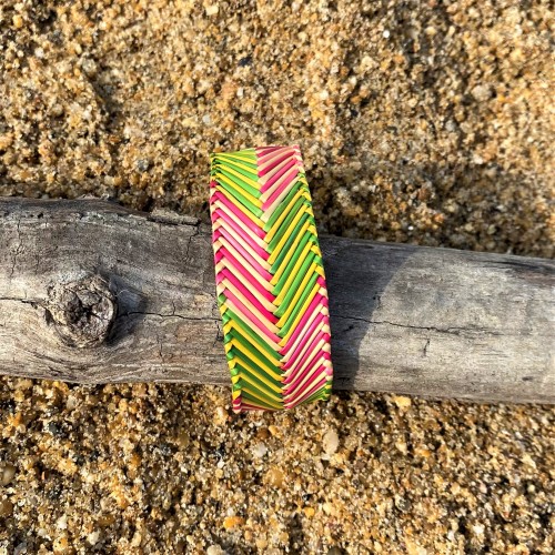 Bracelet en rotin vert Bracelet en rotin vert