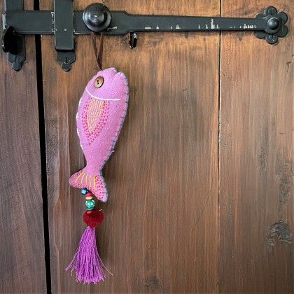 Poisson décoratif brodé parme - Casa Nomade