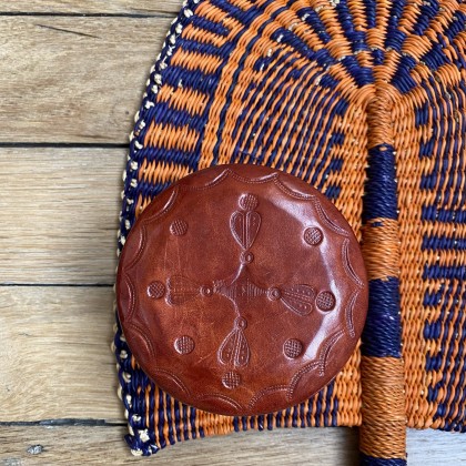 Boite touareg ronde en cuir...