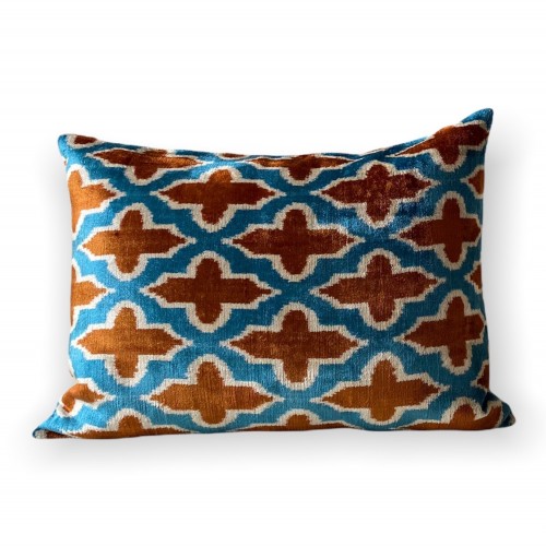 Housse de coussin ikat marron en velours de soie fait main Housse de coussin ikat marron en velours de soie fait main