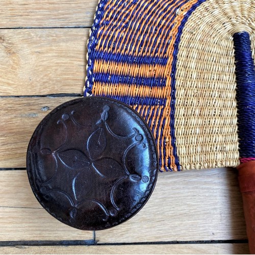 Boite touareg ronde en cuir ébène Boite touareg ronde en cuir ébène