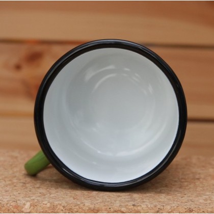 Tasse verte en émail motif chat - Casa Nomade