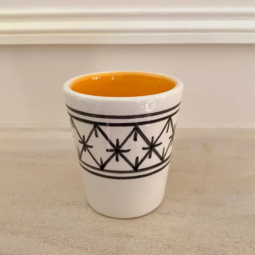 Tasse en faïence faite main (jaune) Tasse en faïence faite main (jaune)
