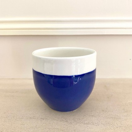 Tasse à café en faïence faite main (bleu foncé) - Casa Nomade