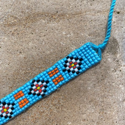 Bracelet turquoise en perles de verre tissé main - Casa Nomade