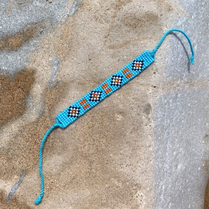 Bracelet zoulou turquoise en perles de verre tissé main