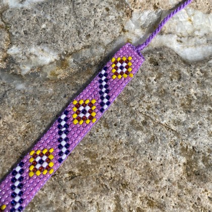 Bracelet violet en perles de verre tissé main - Casa Nomade