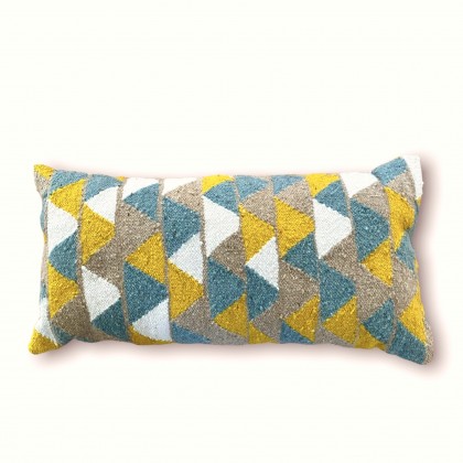 Housse de coussin margoum en laine fait main motif triangle - Casa Nomade