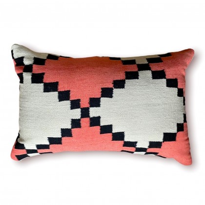 Housse de coussin margoum en laine fait main motif losange - Casa Nomade