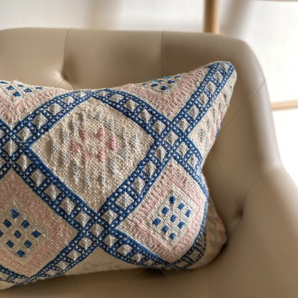 Housse de coussin margoum en laine fait main motif losange - Casa Nomade