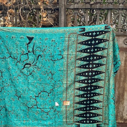 Sarong traditionnel batik Mérak vert en coton - Casa Nomade