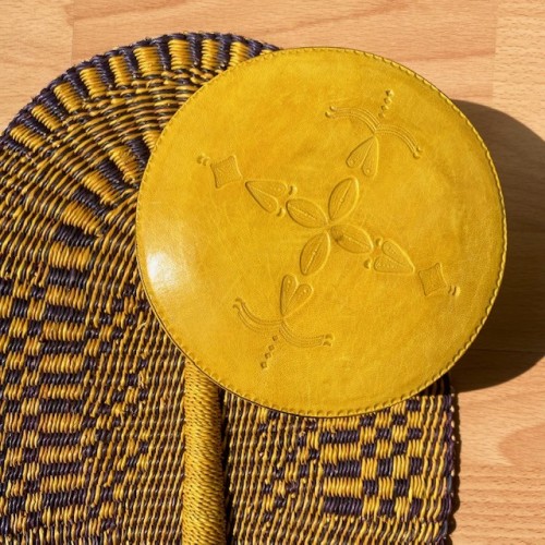 Boite touareg ronde en cuir jaune - Casa Nomade