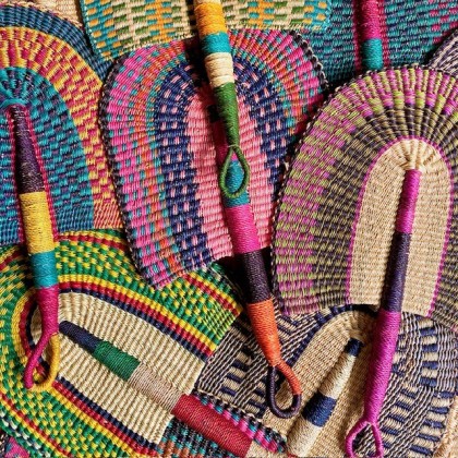 Éventail africain en paille tressé main Melo - Casa Nomade