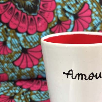 Mug Amour en faïence fait main - Casa Nomade