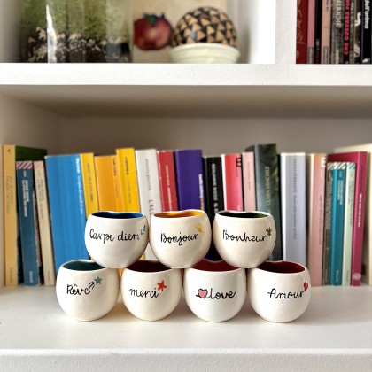 Tasse Bonjour en faïence faite main - Casa Nomade