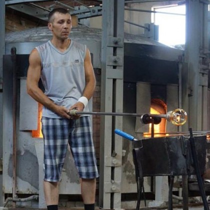 Vase boule en verre soufflé bicolore fait main - Casa Nomade