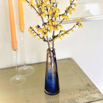 Vase soliflore en verre soufflé bleu fait main